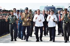 8 Heli Apache Resmi...