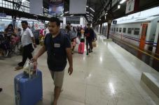 PT KAI Jual Murah Tiket...