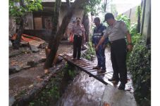 Terseret Arus Kali saat...