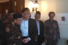 Anwar Belum Mau Terlibat...