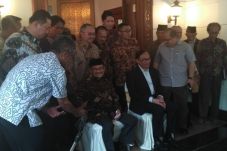 Anwar Sarankan Najib...