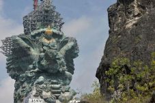 Garuda Wisnu Kencana...