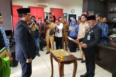 Bupati Pasangkayu Lantik...