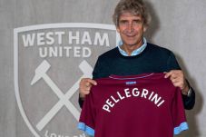 West Ham Resmi Kontrak...