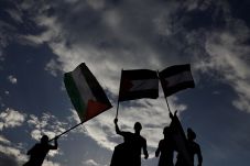 Palestina Desak Mahkamah...