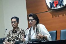 KPK Tetapkan Bupati...