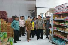 Bupati Kobar Cek Ketersediaan...