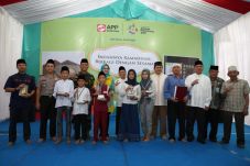 APP Sinas Mas Wakafkan...