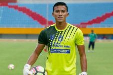 Kiper Andalan Laskar...