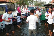 Perindo Salurkan Bantuan...