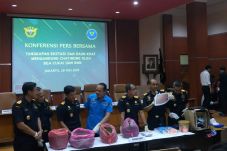 Bea Cukai dan BNN Gagalkan...