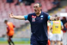 Ranieri Dukung Maurizio...