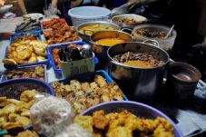 4 Pilihan Kuliner Tengah...