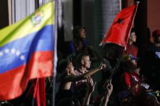 UE Desak Venezuela Gelar...