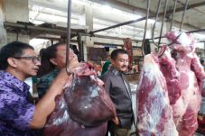 Daging Glonggongan Beredar...