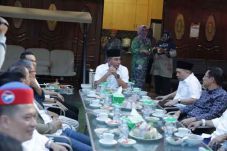 Edy Rahmayadi: Yang...