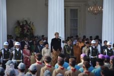 Jokowi Ajak Perkuat...