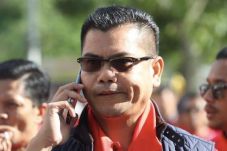 Menteri Malaysia Minta...