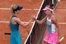 Pulangkan Svitolina,...