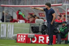 Loew Geram Lihat Der...