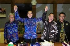 Buka Puasa Bersama,...