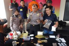 Gunakan Ganja untuk...