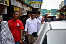 Warga Cileungsi Keluhkan...