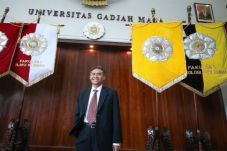 UGM Panggil Dua Dosen...