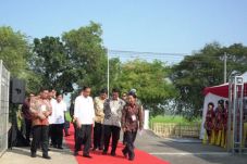 Resmikan Program Digitalisasi...