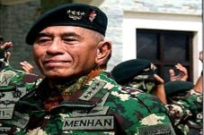 Menhan Ajak Tentara...
