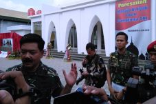 Panglima: TNI Siap Bantu...