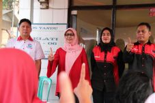 Emas Ingin Lanjutkan...