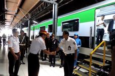 Arus Mudik Membludak,...