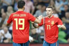 Spanyol Dihujani Dikritik,...