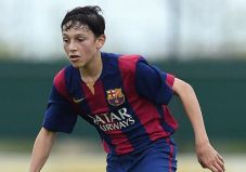 Tolak Kontrak Baru Barcelona,...
