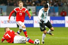 Gantikan Lanzini di...