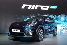 Kia Niro EV Tampil Habis-Habisan...