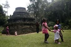 Misteri Candi Sumberawan,...