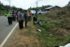 Ditabrak Avanza Pemudik,...