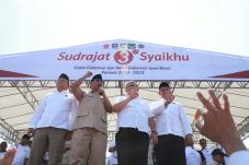 Survei SPIN : Prabowo...