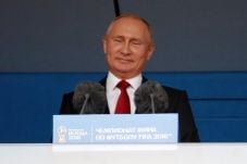 Rusia Menang Besar,...