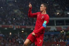 Ronaldo Disanjung Dua...