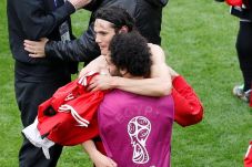 Demi sang Anak, Cavani...