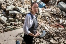 Menyambangi Mosul, Jolie:...
