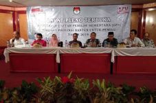 KPU Banten Tetapkan...