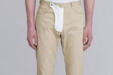 Unik, Celana Chino dengan...