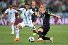 Laga Babak Pertama Argentina...