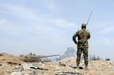 Assad Serang Zona Gencatan...