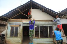 Divisi Infateri 2 Kostrad...