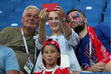 Susunan Pemain Islandia...